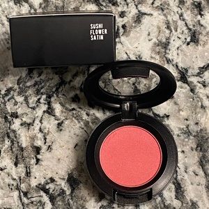 COPY - MAC Sushi Flower Satin Eyeshadow .05 oz.